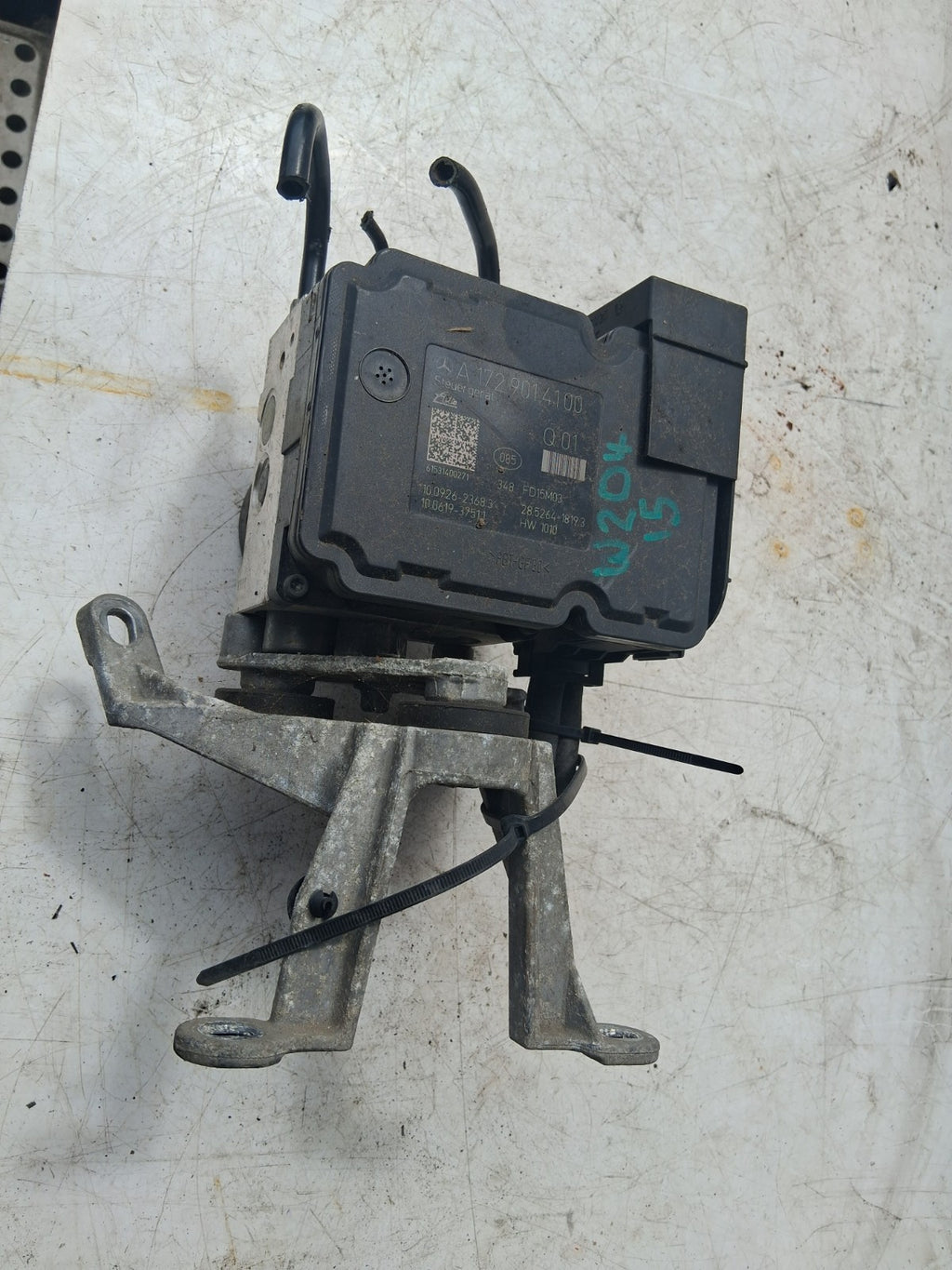 2015 MERCEDES BENZ C CLASS W204 2.1 DIESEL ABS PUMP MODULATOR A1724314312