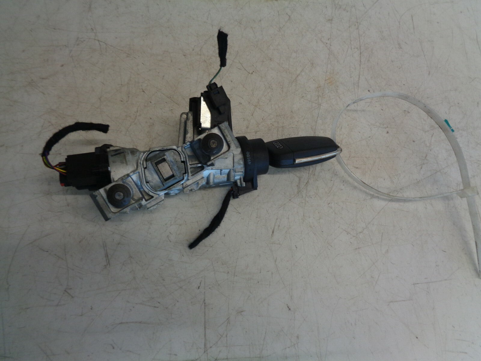AUDI A3 8V 2013 S3 14-19 IGNITION BARREL & KEY 5Q1905865A