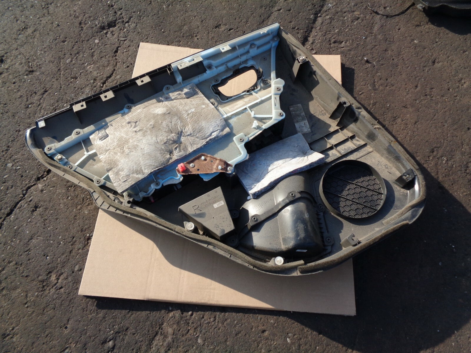TOYOTA AURIS MK2 2018 OSR DRIVER SIDE REAR DOOR DOOR CARD 6773502230
