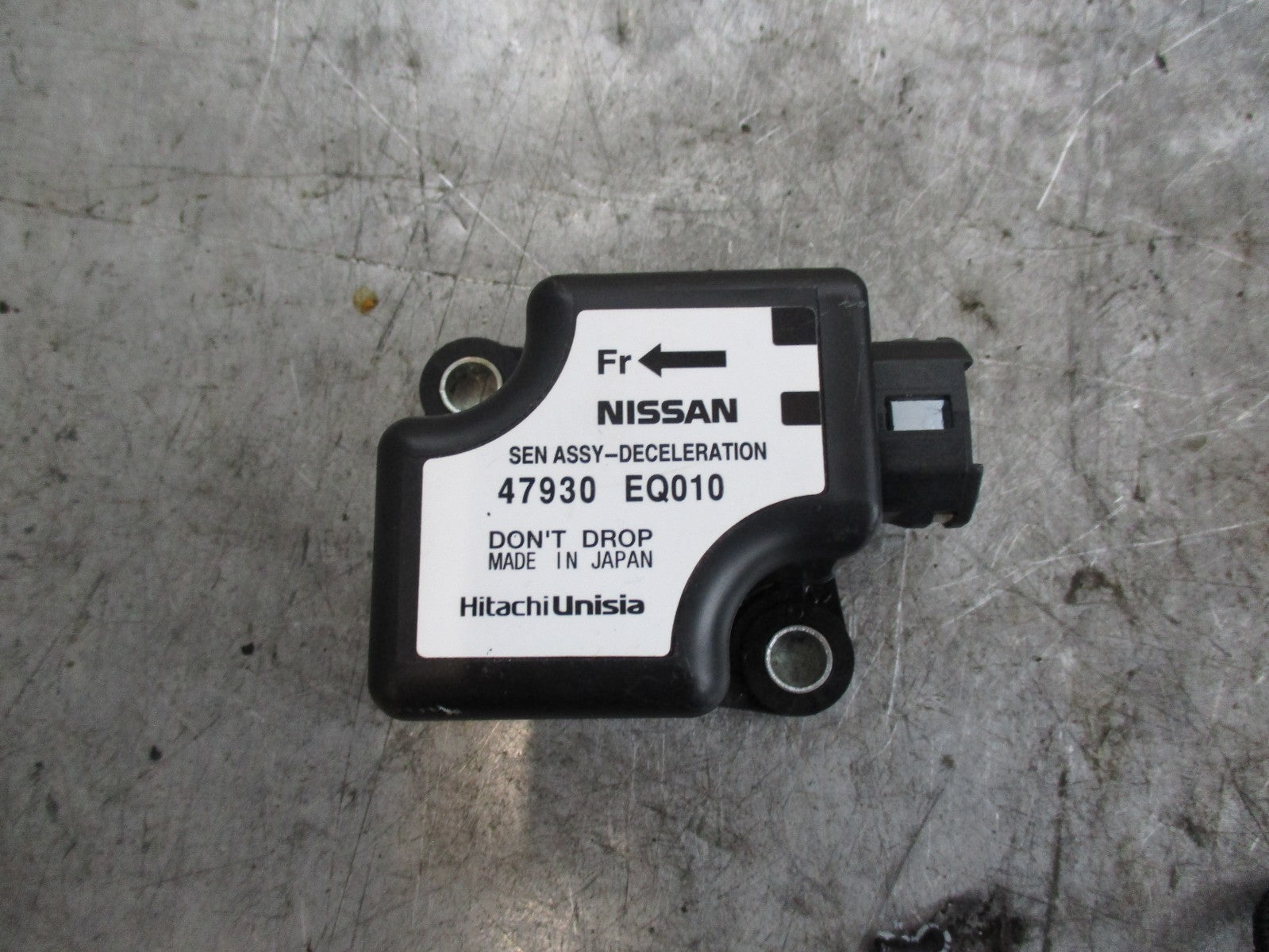 NISSAN X TRAIL T30 MK1 ROTATION RATE SENSOR 47930 EQ010