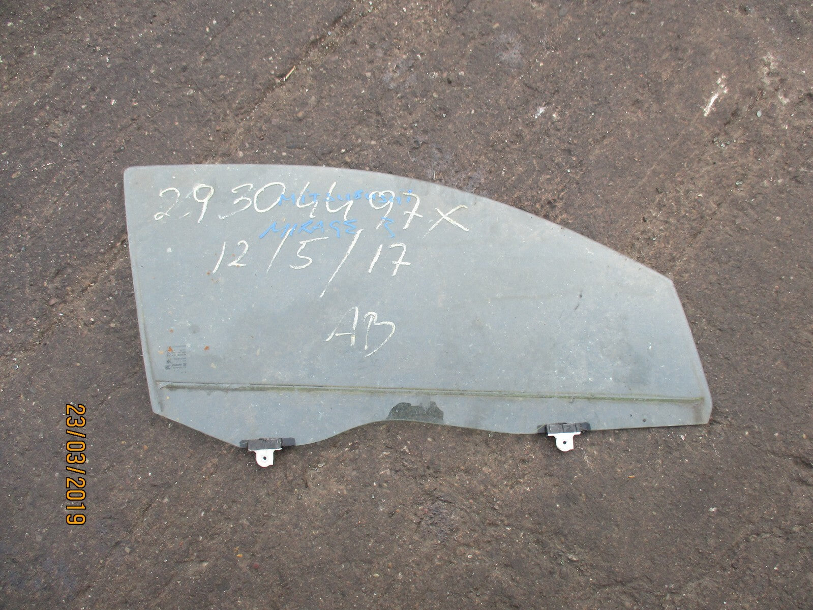 MITSUBISHI MIRAGE 2016 5 DOOR OSF DRIVER SIDE FRONT DOOR WINDOW GLASS