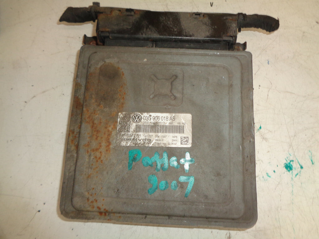 VW VOLKSWAGEN PASSAT 2003 2.0 TDI ECU ENGINE CONTROL UNIT 03G906018AS