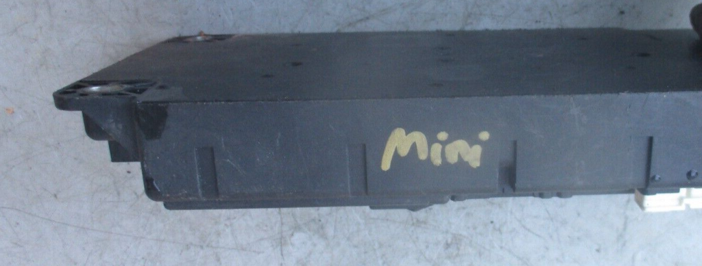 BMW MINI ONE FUSE BOX CONTROL MODULE 3453737-01