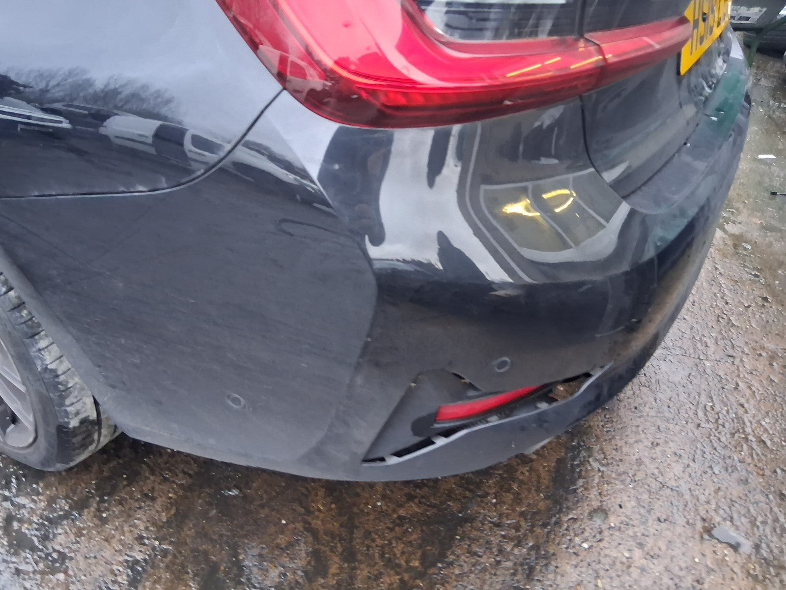 2019 BMW 3 SERIES SALOON G20 REAR COMPLETE BUMPER BLACK SAPPHIRE METALLIC 475
