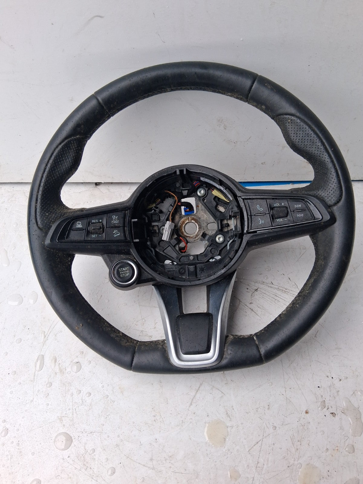 2022 ALFA ROMEO STELVIO 949 4Q MULTIFUNCTIONAL STEERING WHEEL BLACK 3119481008