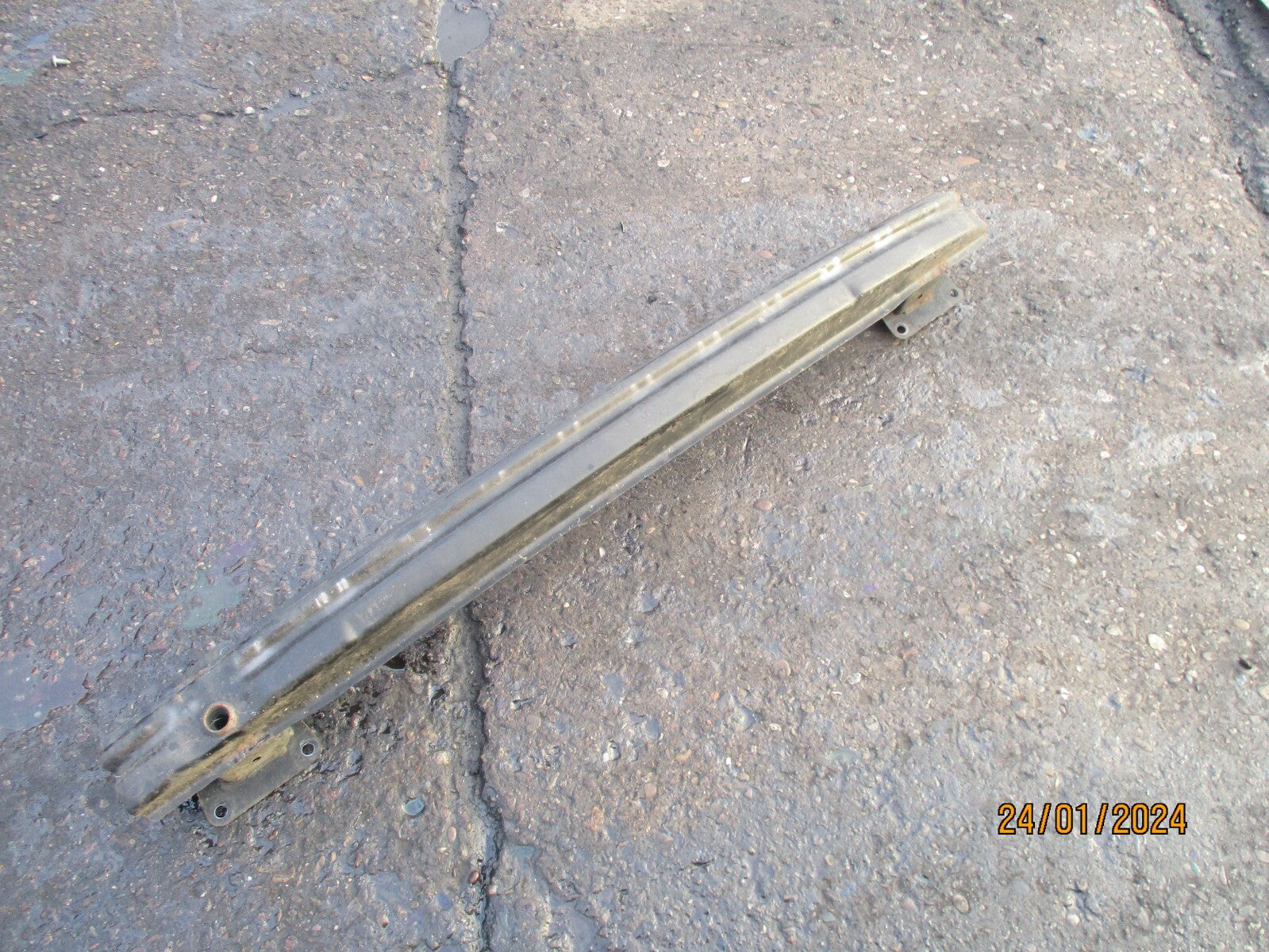 VW VOLKSWAGEN PASSAT B6 SALOON 2008 REAR BUMPER CRASH REINFORCEMENT BAR