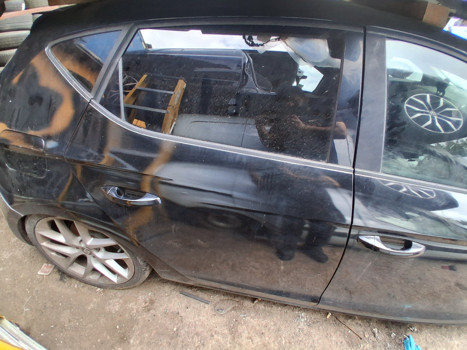 2015 SEAT LEON FR MK3 OSR DRIVER SIDE REAR BARE DOOR MIDNIGHT BLACK LY9T