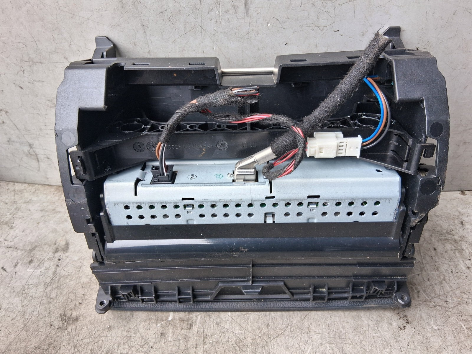 2008 MERCEDES C CLASS W204 MULTIMEDIA DISPLAY SCREEN UNIT HEAD A2048204297