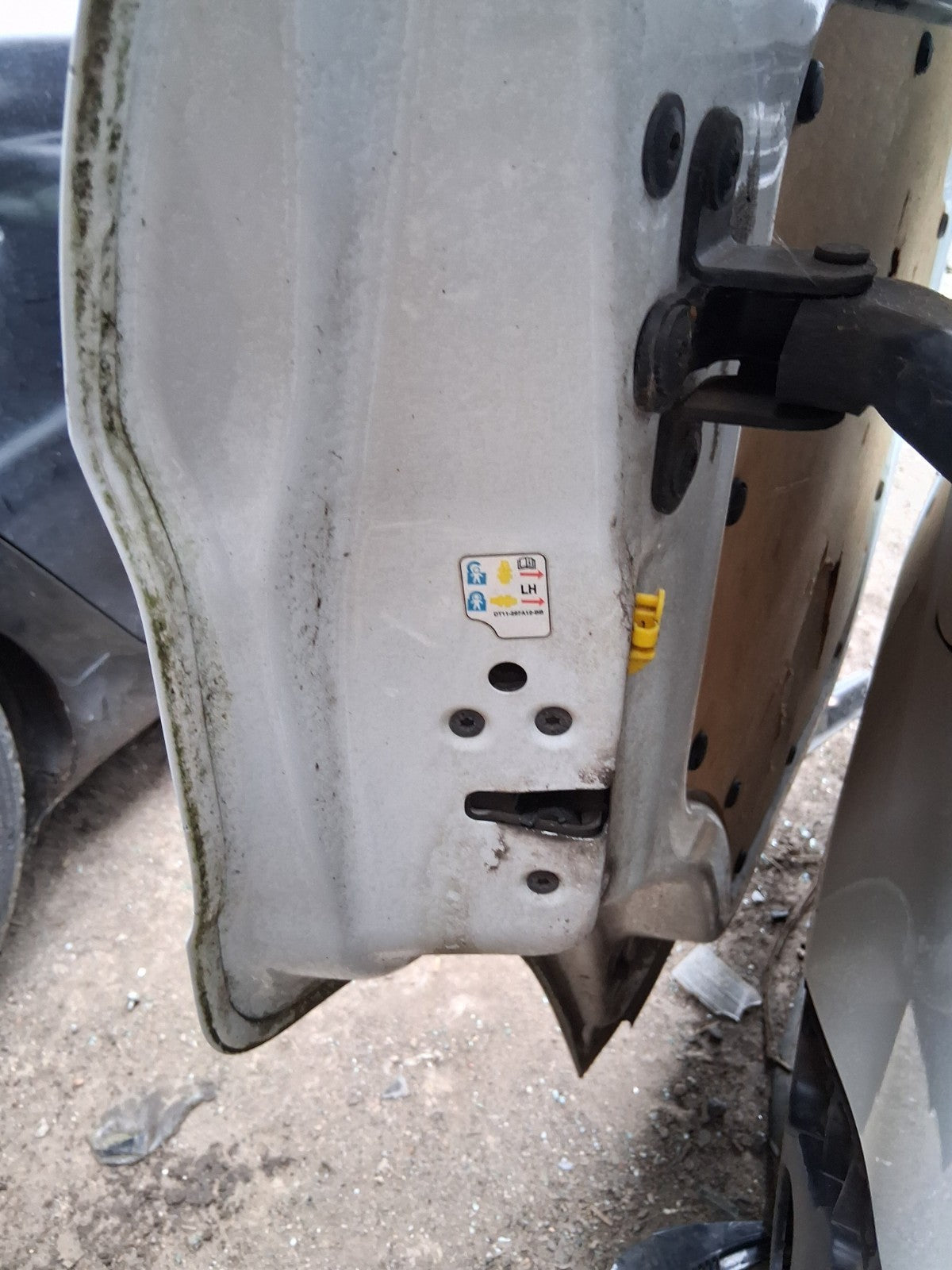 2015 FORD TRANSIT COURIER MK1 NS PASSENGER SIDE SLIDING DOOR LOCK MECHANISM