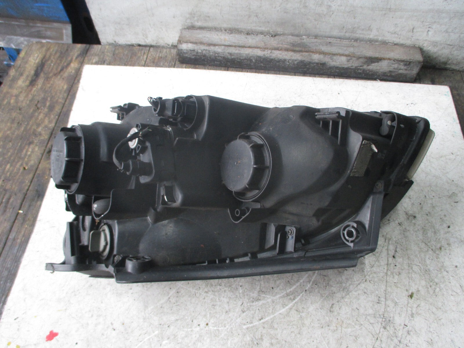 KIA CARENS 2007 OSF DRIVER SIDE HEADLIGHT