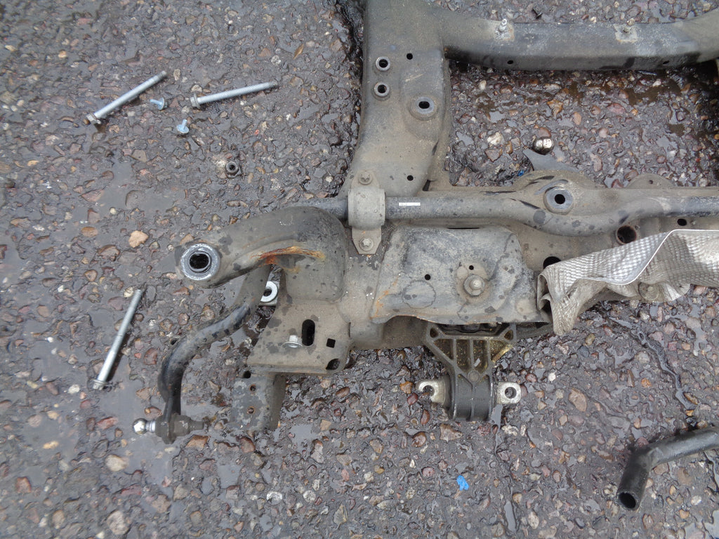 MERCEDES A CLASS 2017 FRONT SUBFRAME SUPPORT  MOUNT BEAM AXLE A2463203411
