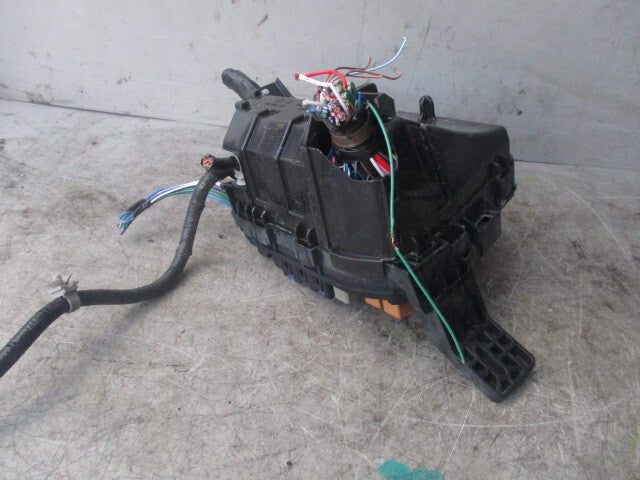 2019 MAJDA 2 MK4 1.5 PETROL FUSE RELAY BOX D09W66767