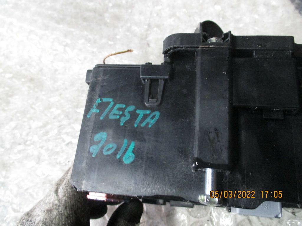 FORD FIESTA 2016 MK7 FUSE BOX  F1BT14A005