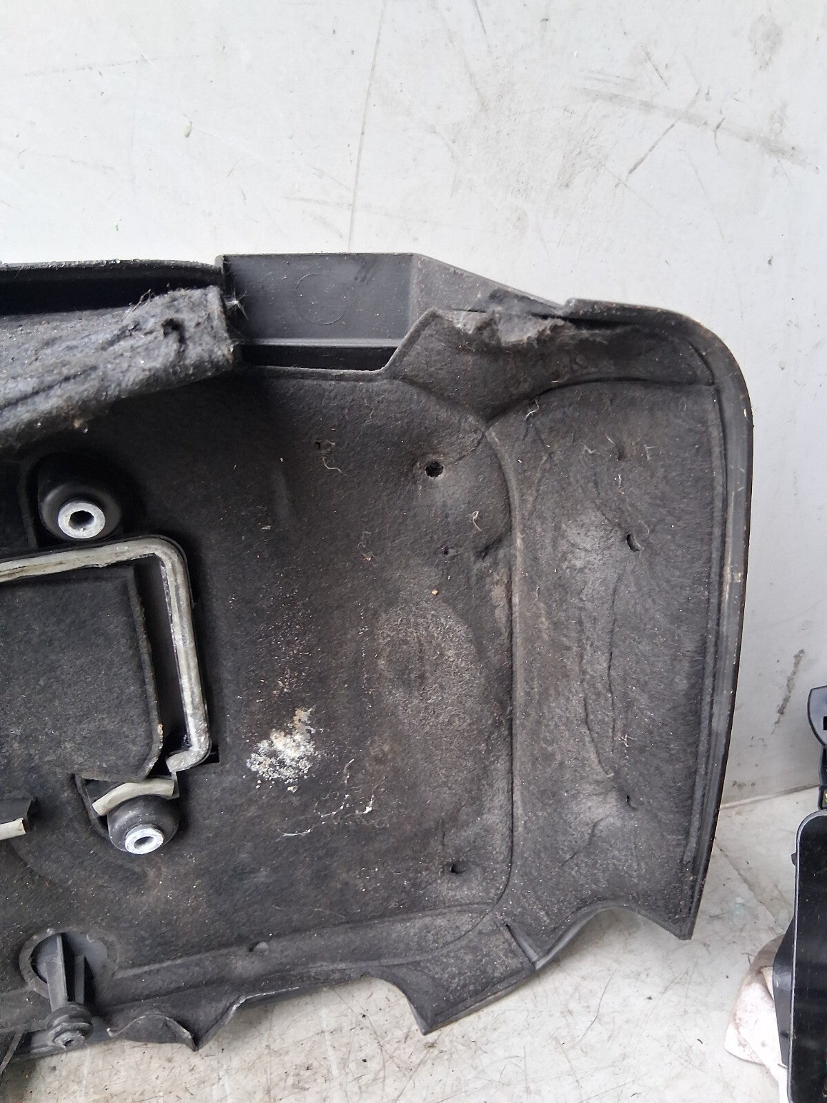 2004 MERCEDES E CLASS W211 ENGINE COVER PLATE TRIM PANNEL A6470100267