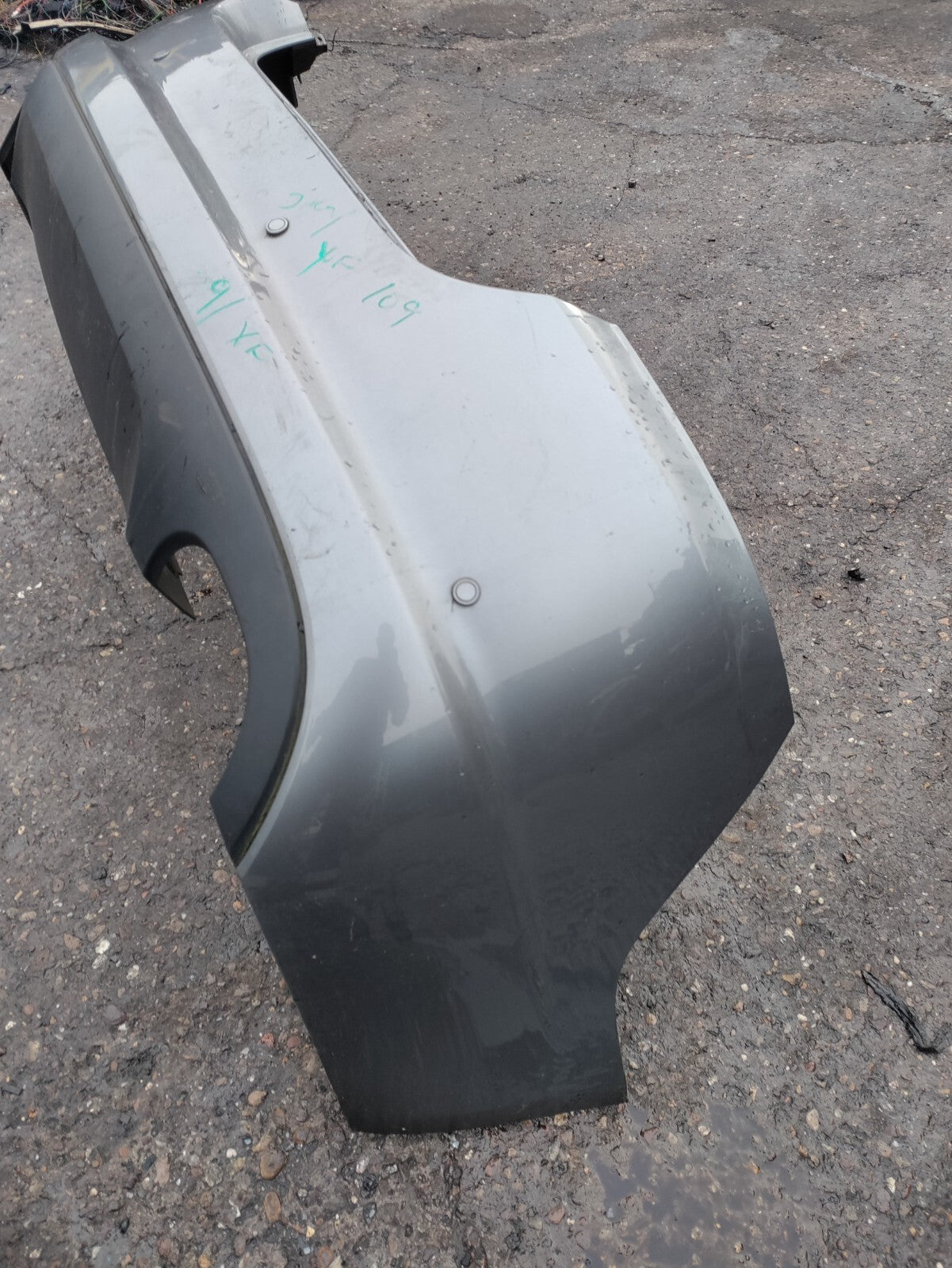 2009 JAGUAR XF X250 REAR COMPLETE BUMPER PDC SENSOR