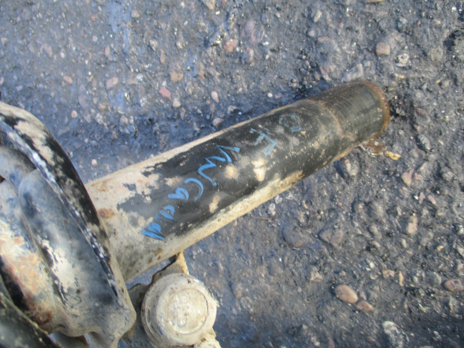 2019 VW VOLKSWAGEN CADDY 2K OS DRIVER SIDE FRONT SHOCK ABSORBER 2K5413031