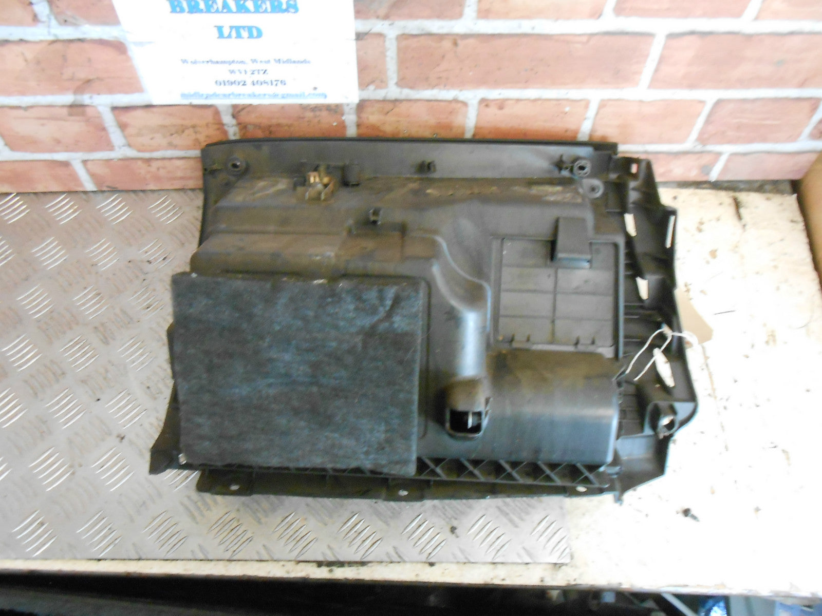 VAUXHALL INSIGNIA 2014 INTERIOR STORAGE COMPARTMENT GLOVE BOX 13273294
