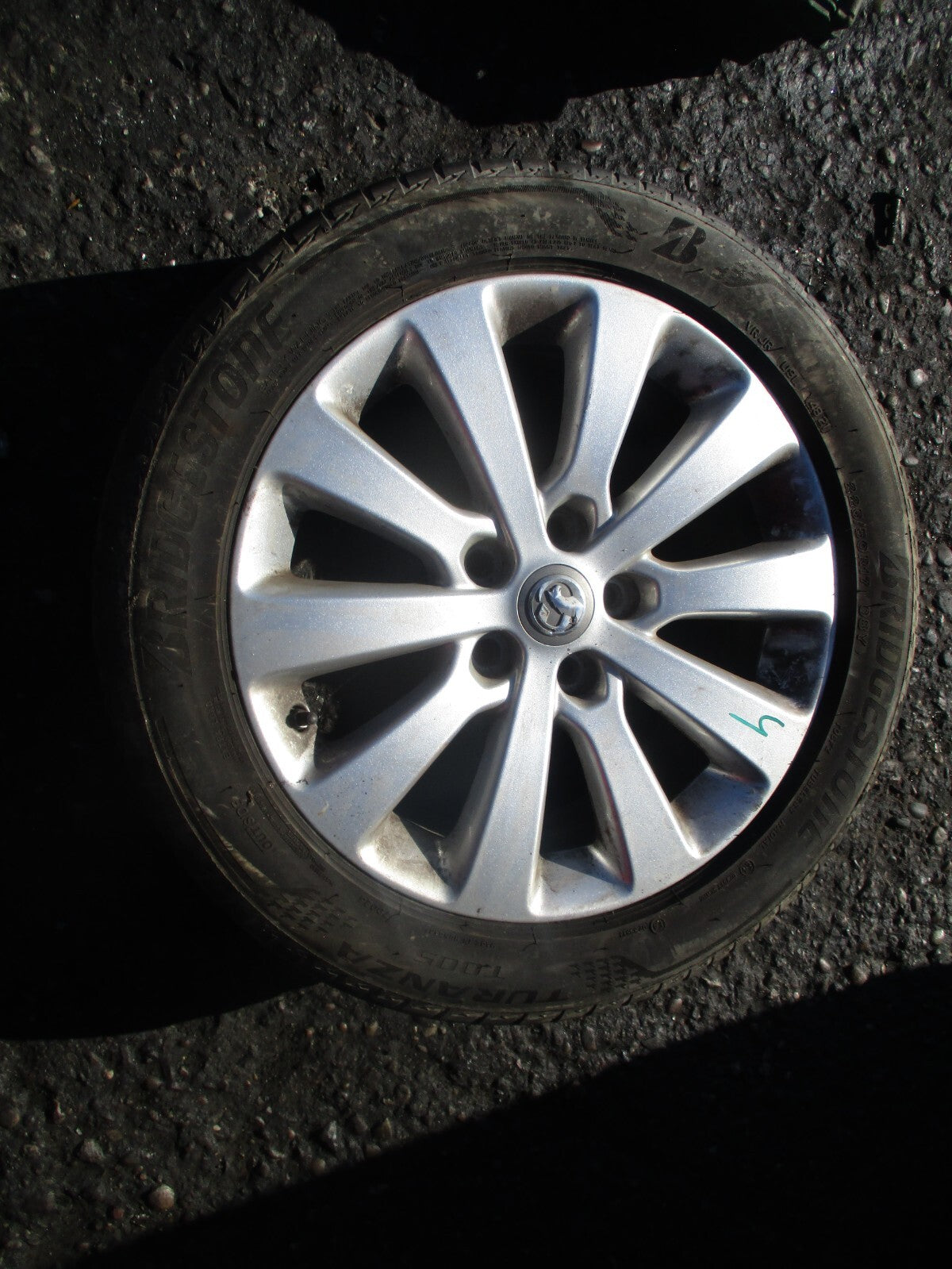 VAUXHALL ZAFIRA C MK3 2017 17 INCH ALLOY WHEEL WITH TYRE 225/50R17 REF 4