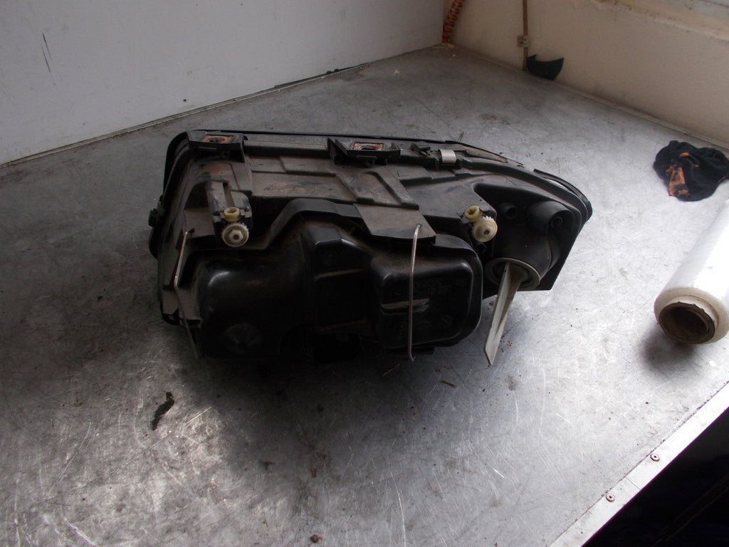 AUDI A4 B6 8E (MK2) 2001-05 1.8 DRIVER SIDE OFF SIDE HEADLIGHT 153814-00 OS DS