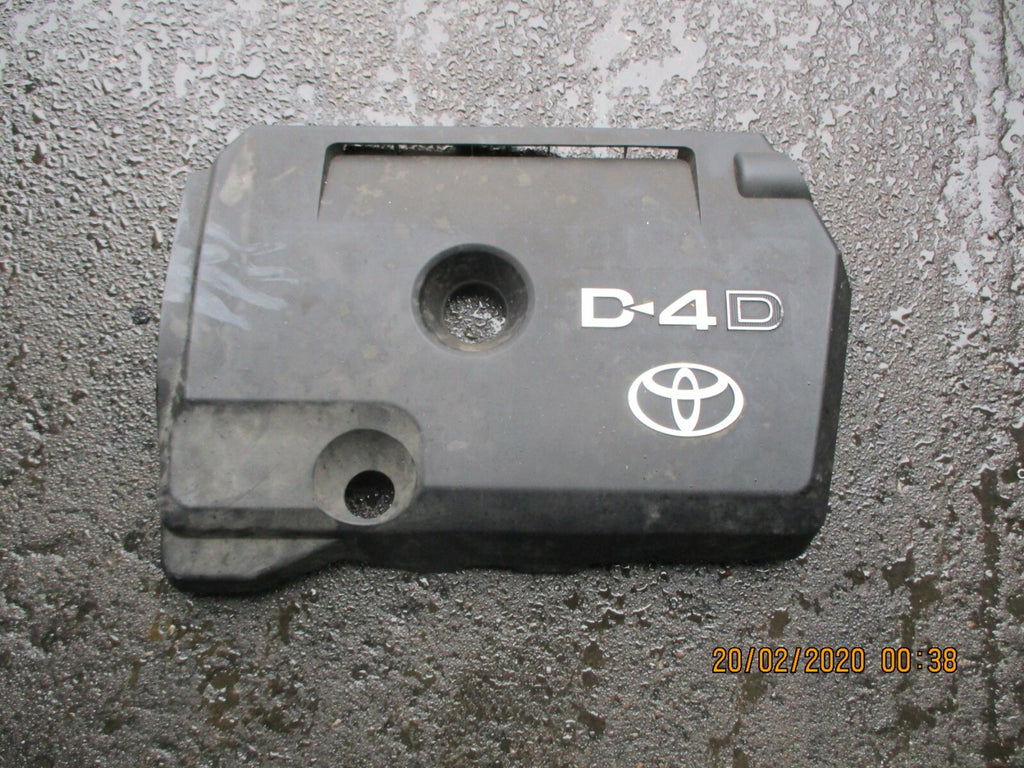 TOYOTA AVENSIS MK2 T250 2007 2.2 D4D DIESEL ENGINE PLASTIC COVER