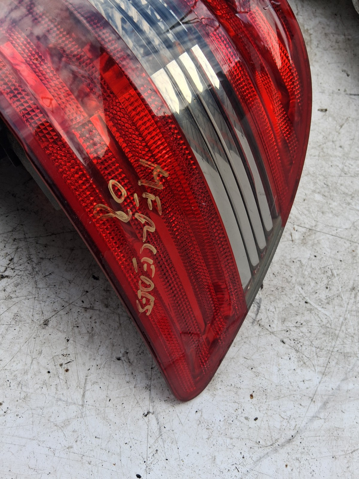 2008 MERCEDES B CLASS W245 NSR PASSENGER SIDE REAR OUTER TAIL LIGHT A1698202564