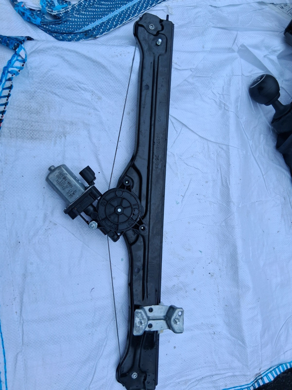 2024 FIAT DUCATO MK3 NSF PASSENGER SIDE FRONT WINDOW MOTOR REGULATOR 46862304