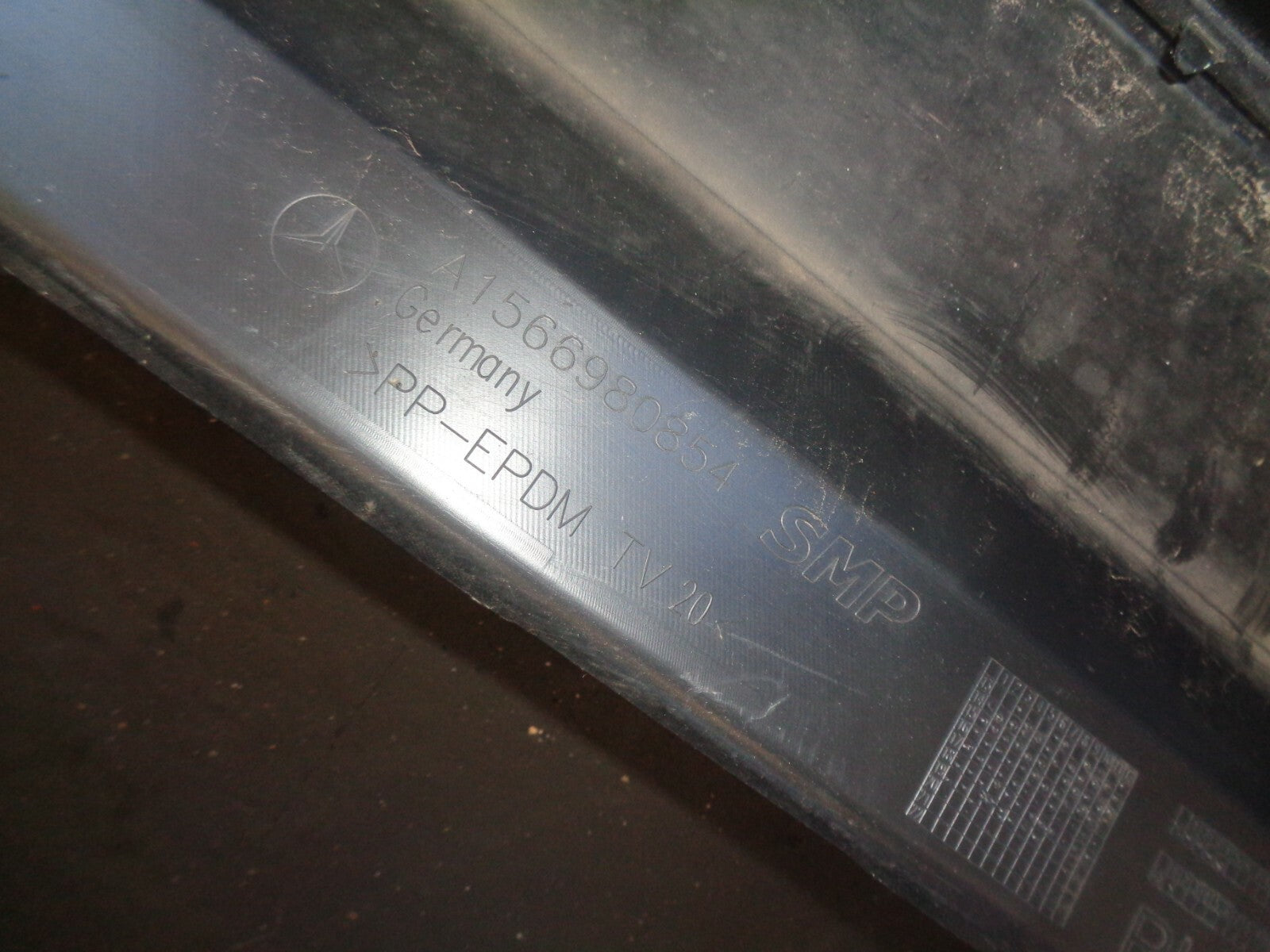 MERCEDES GLA X156 2014 OS DRIVER SIDE SIDE SKIRT PLASTIC BLACK A1566980854