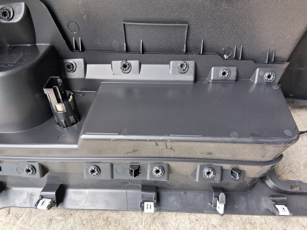 2023 RENAULT MASTER MK3 CENTRE POWER SOCKET DASHBOARD TRIM COVER PANEL 969100607