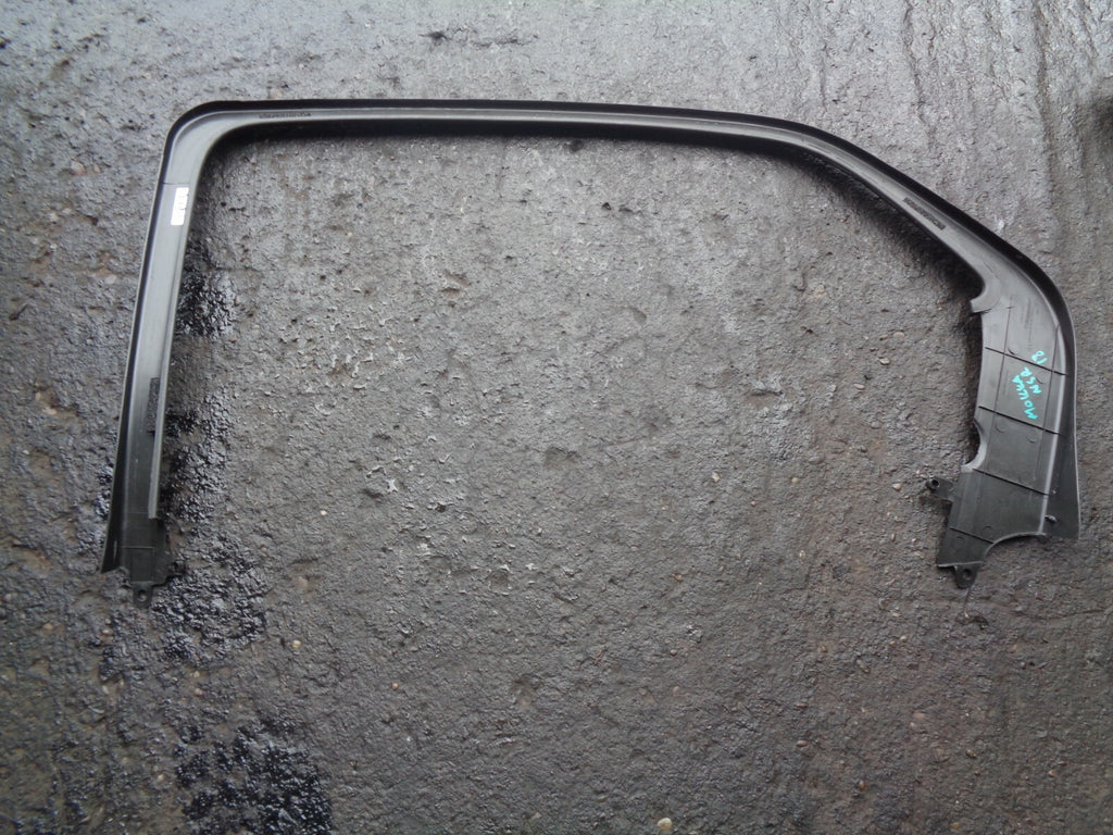 VAUXHALL MOKKA X 2018 PASSENGER NEAR SIDE REAR DOOR WINDOW TRIM 42474614