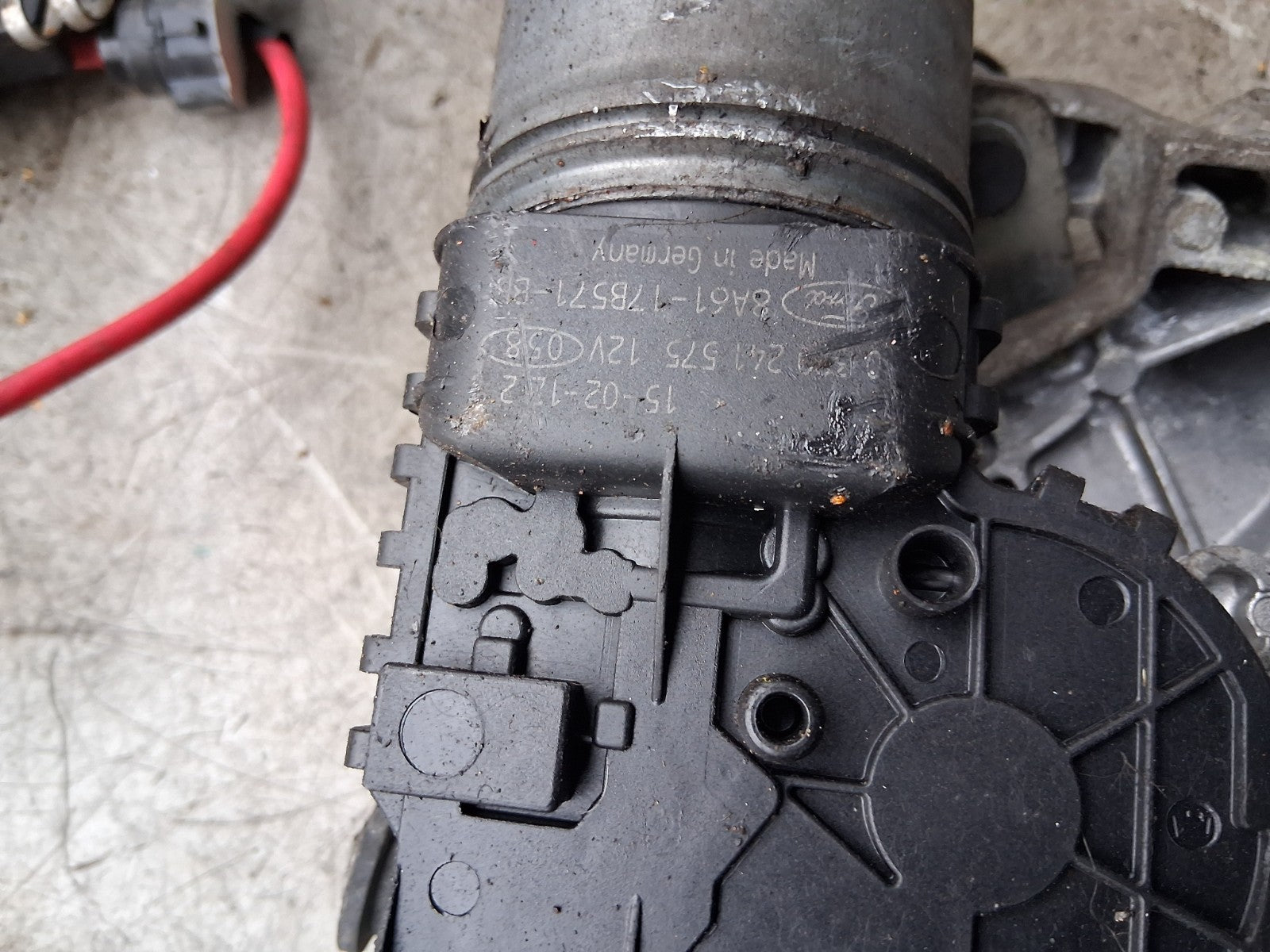 2017 FORD FIESTA MK7 FRONT WINDSCREEN WIPER MOTOR & LINKAGE 3397021587