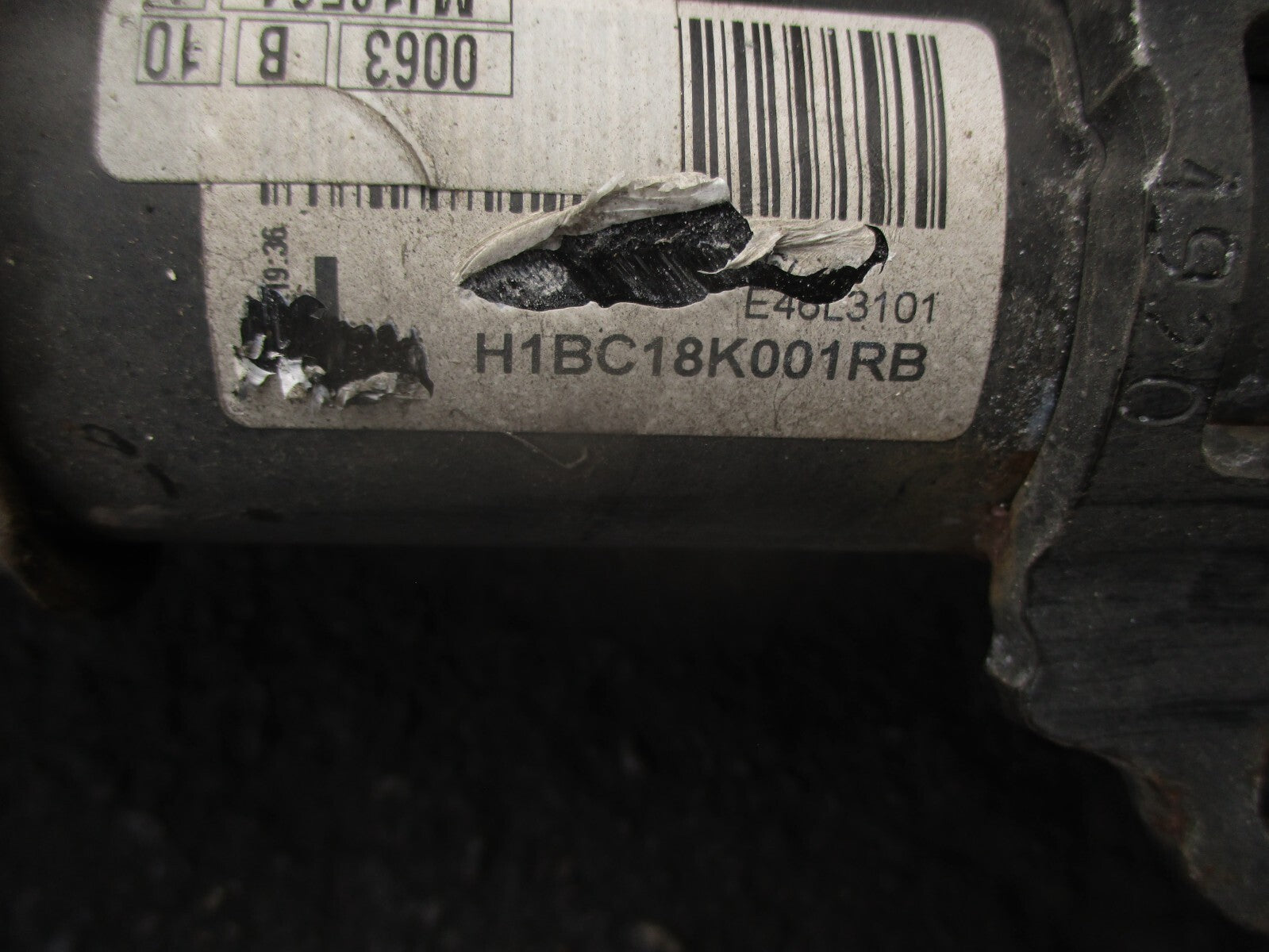 2021 FORD FIESTA 1.0 PETROL NSF PASSENGER FRONT LEFT SHOCK ABSORBER H1BC18K001