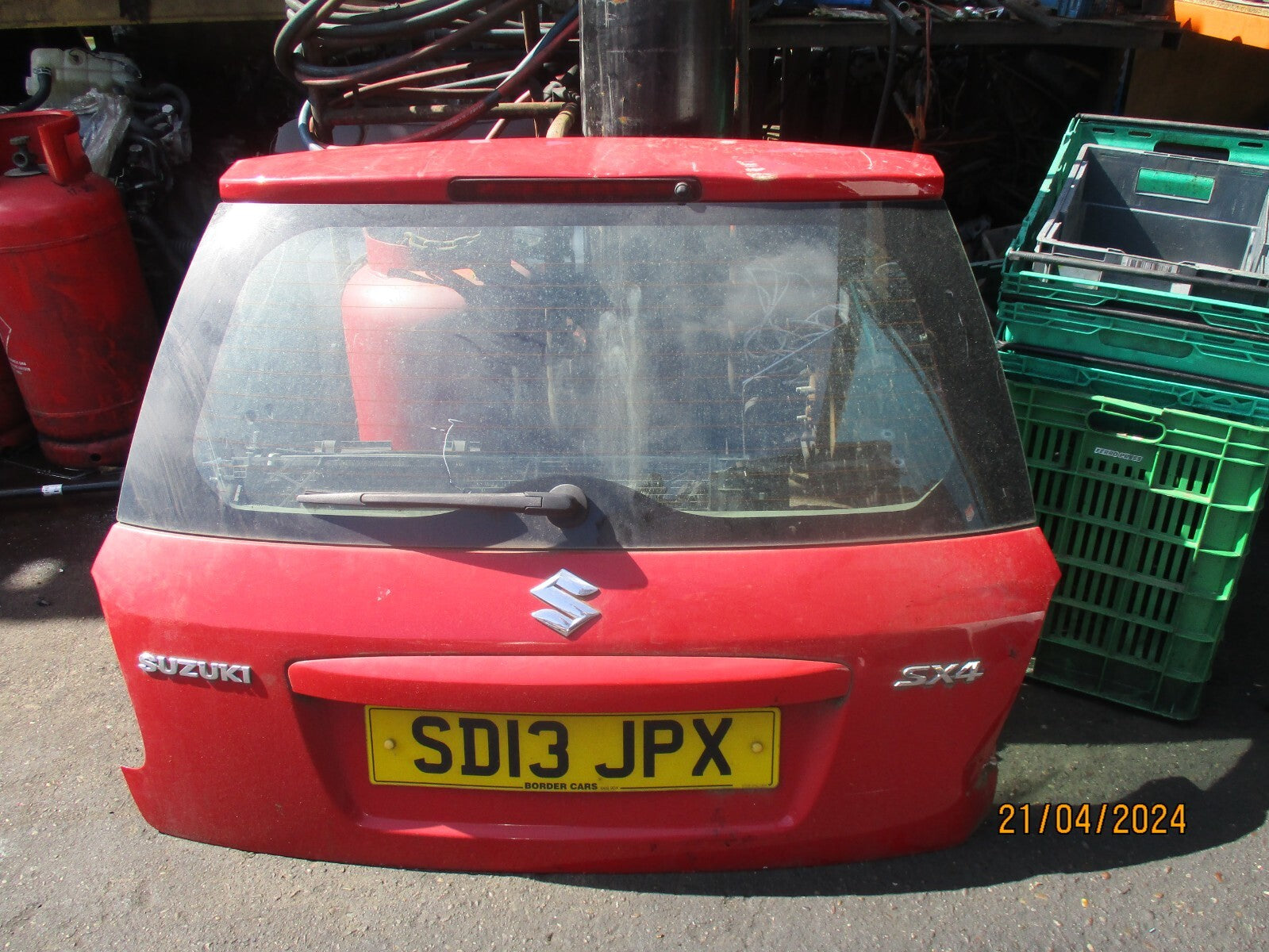 2013 SUZUKI SX4 REAR TAILGATE BOOTLID RED DAMAGED RIGHT SIDE CORNER