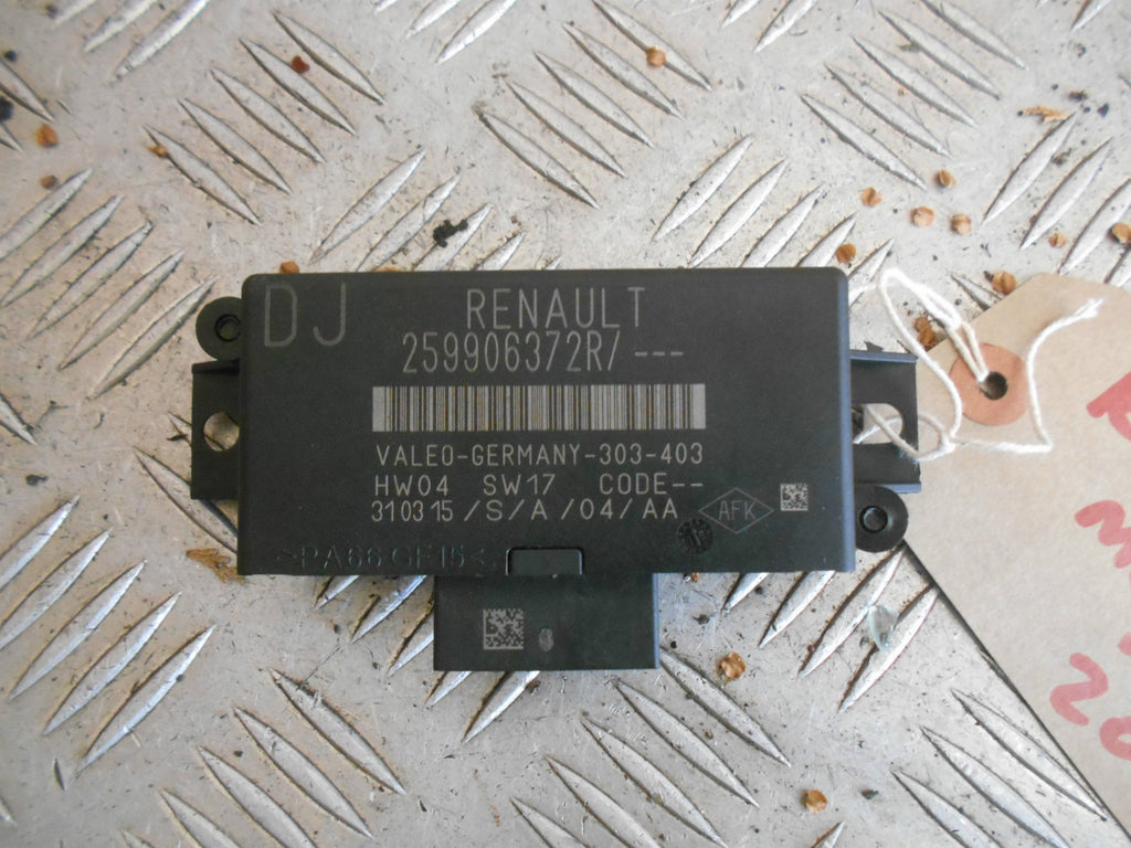 RENAULT MEGANE 2015 MK3 PARKING SENSOR MODULE 2599206372R