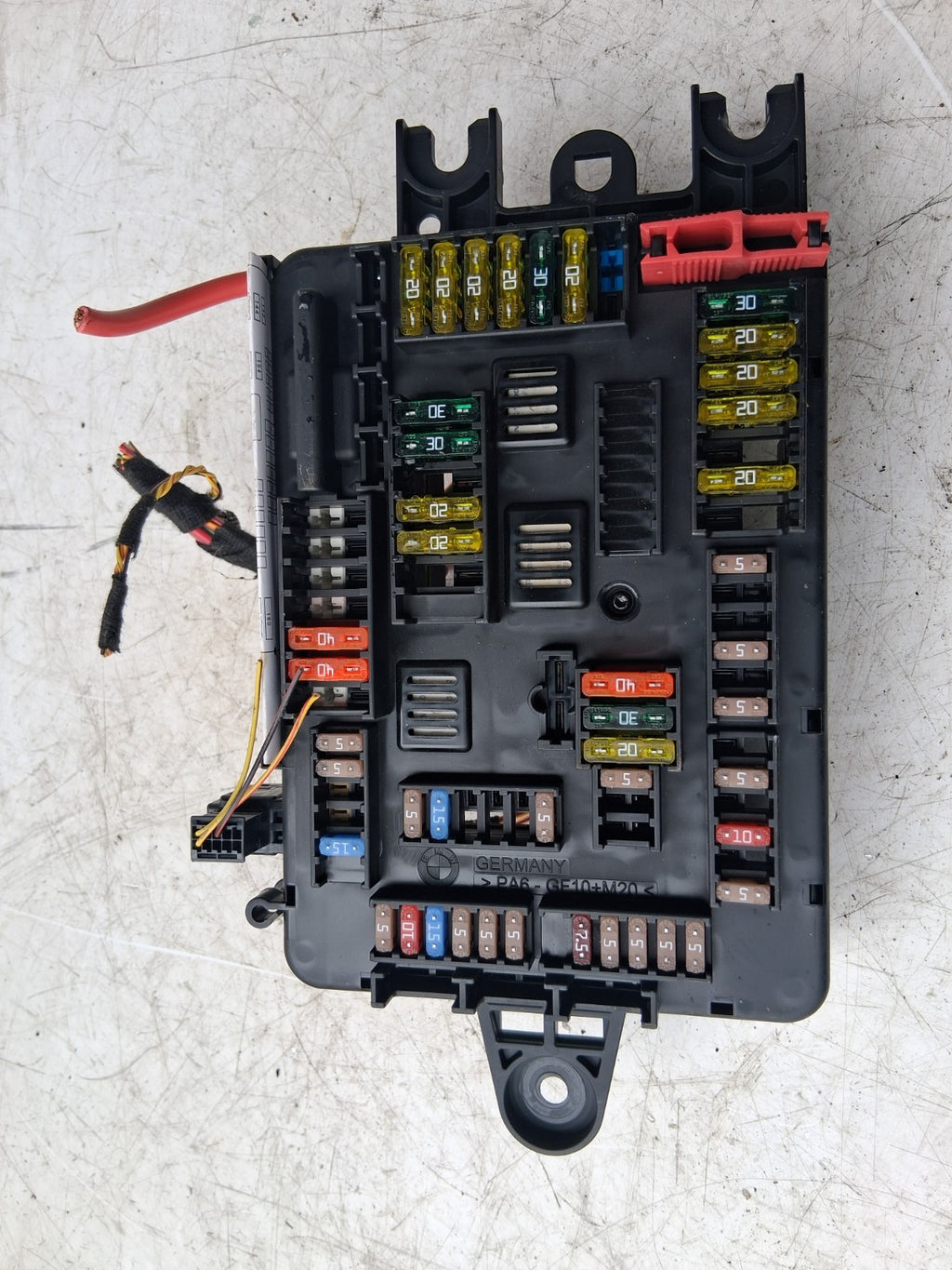 2014 BMW 3 SERIES F31 F30 RELAY FUSE BOX 9337880