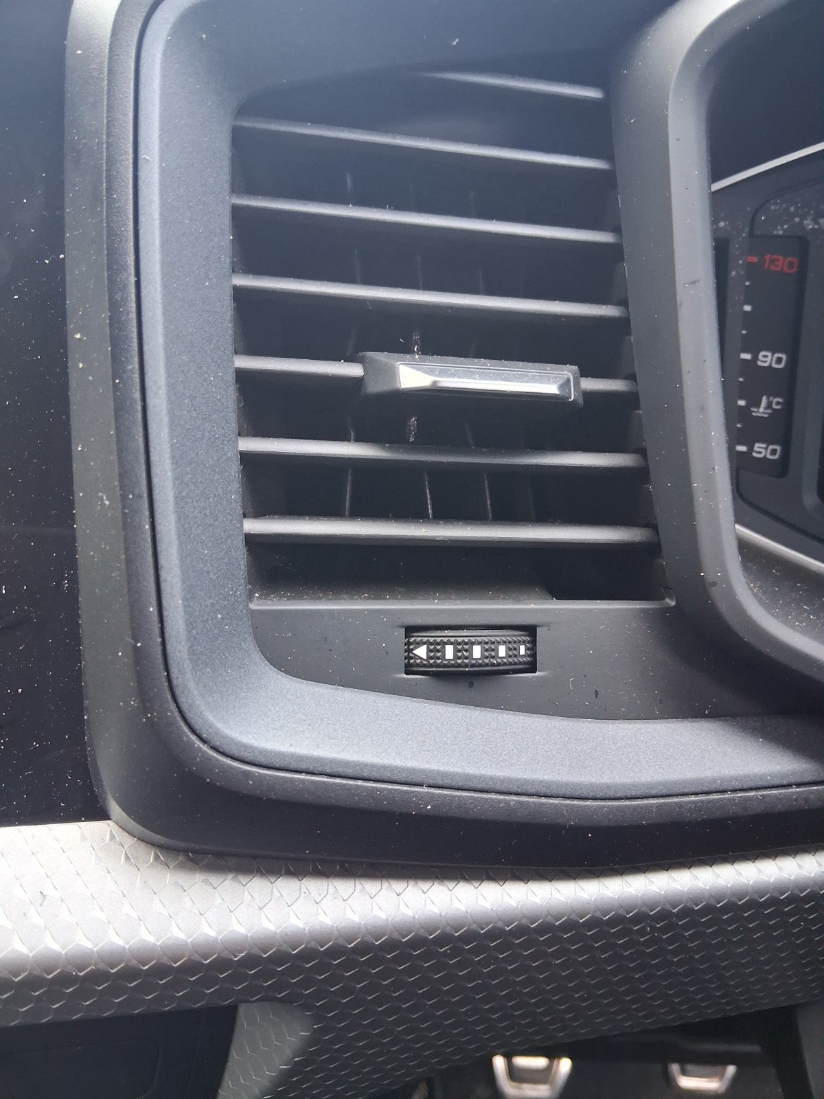 2024 AUDI A1 S LINE MK2 GB NSF PASSENGER SIDE FRONT LEFT AIR VENT