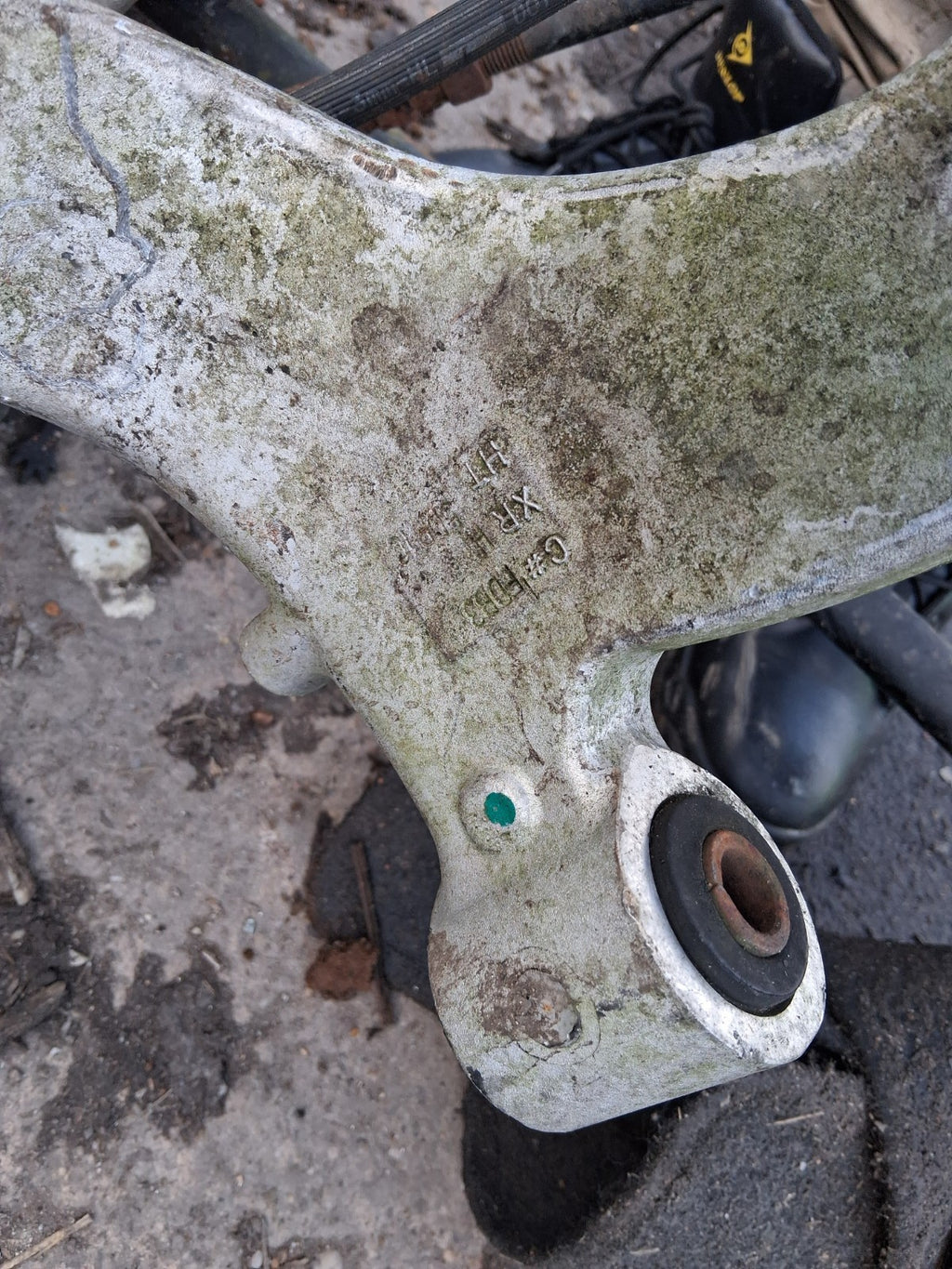 CADILLAC CTS 2007 2.79 PETROL REAR RIGHT DRIVER SIDE WHEEL HUB