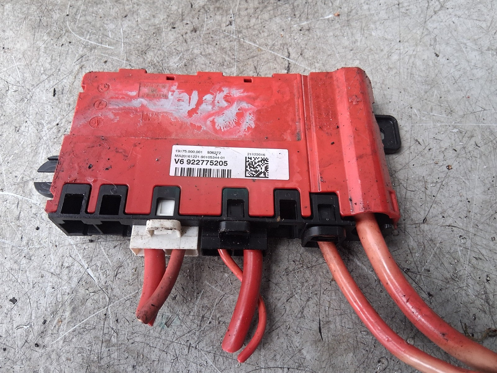 2015 BMW 1 SERIES F20 LCI FUSE BOX REALAY V6922775205
