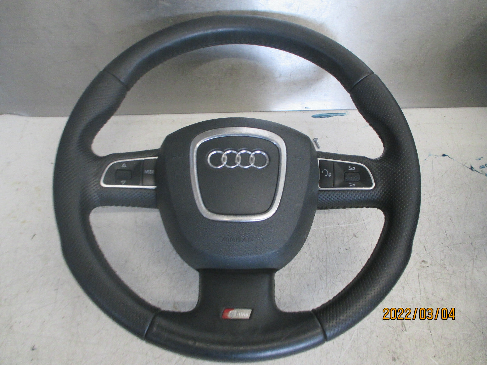AUDI A5 8T 2011 COUPE S LINE MULTI FUNCTION STEERING WHEEL SAFETY BAG 8K0880201E