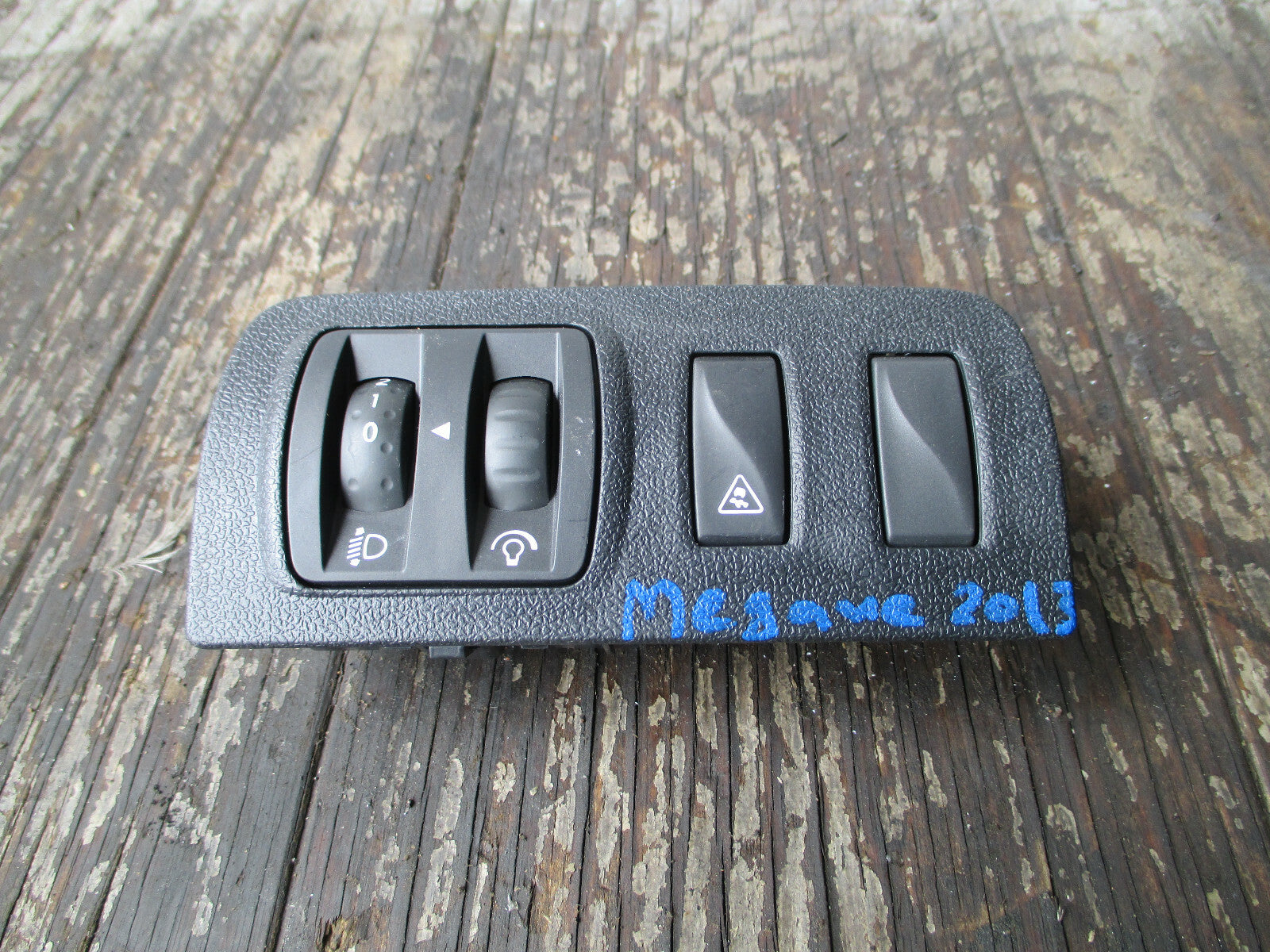RENAULT MEGANE MK3 2013 HEADLIGHT & TRACTION CONTROL SWITCHES 648450001R