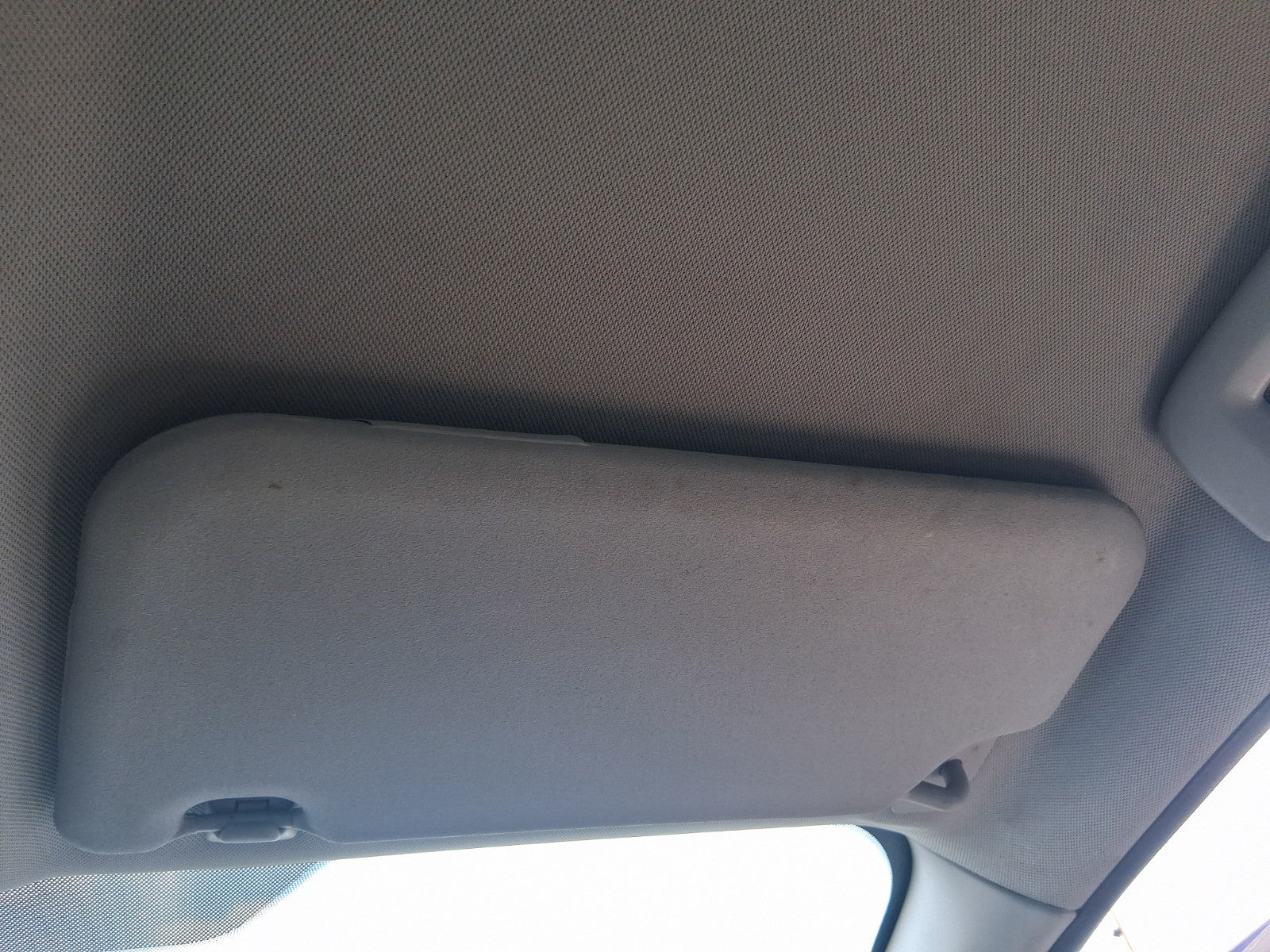 2012 FORD FIESTA MK7 OSF DRIVER SIDE FRONT RIGHT SUN VISOR SHADE
