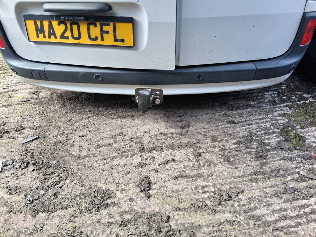 2020 RENAULT KANGOO MK2 FACELIFT COMPLETE REAR BUMPER WITHOUT TOW BAR