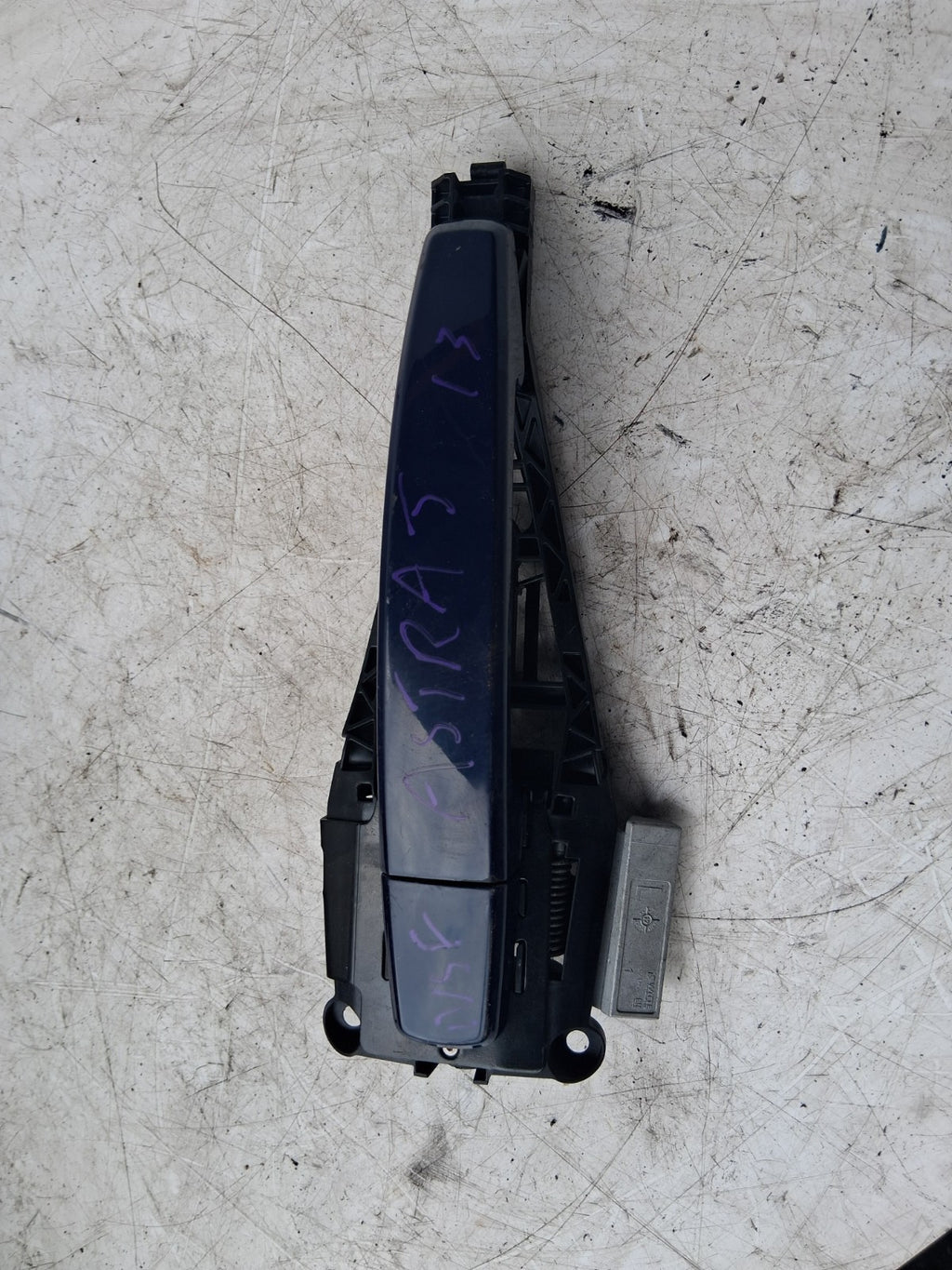 2013 VAUXHALL ASTRA J NSF PASSENGER SIDE FRONT LEFT EXTERIOR DOOR HANDLE