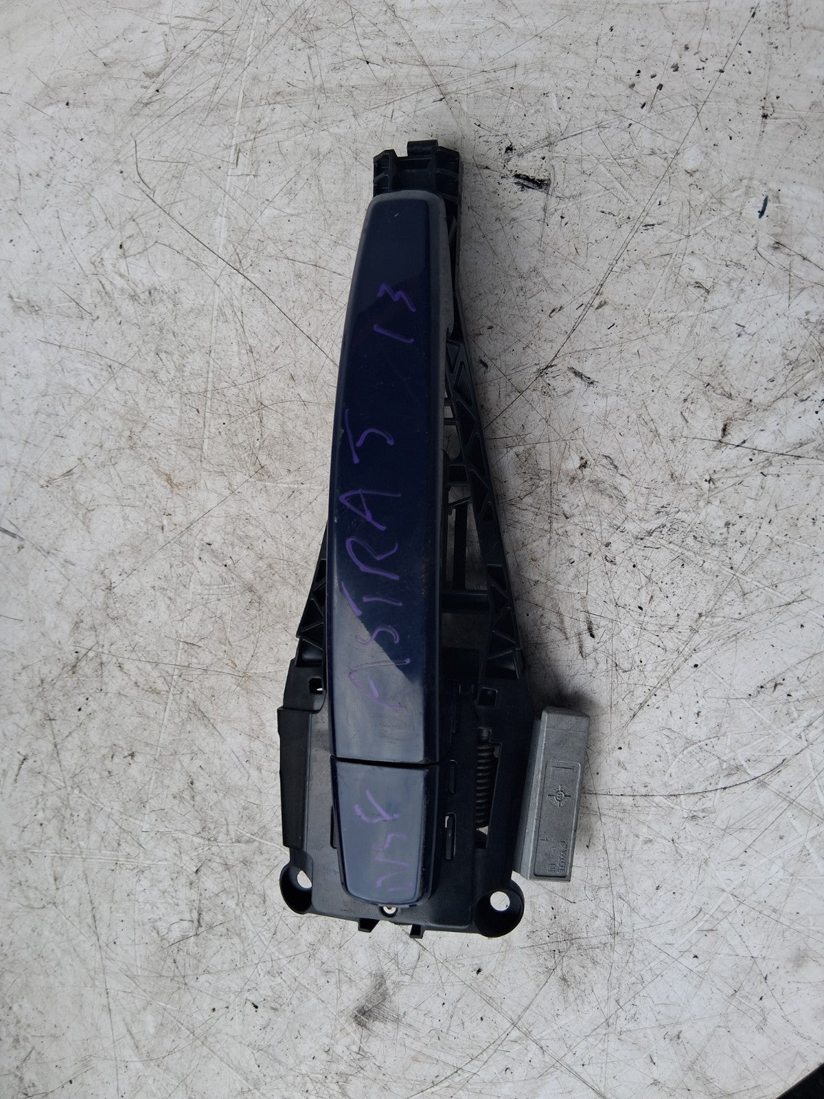 2013 VAUXHALL ASTRA J NSF PASSENGER SIDE FRONT LEFT EXTERIOR DOOR HANDLE