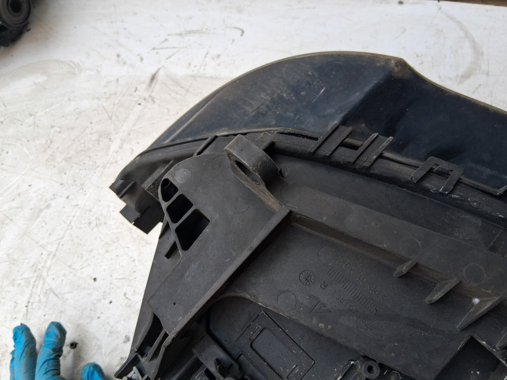 2004 BMW X3 E83 OSF DRIVER SIDE FRONT RIGHT HEADLIGHT 1305630416