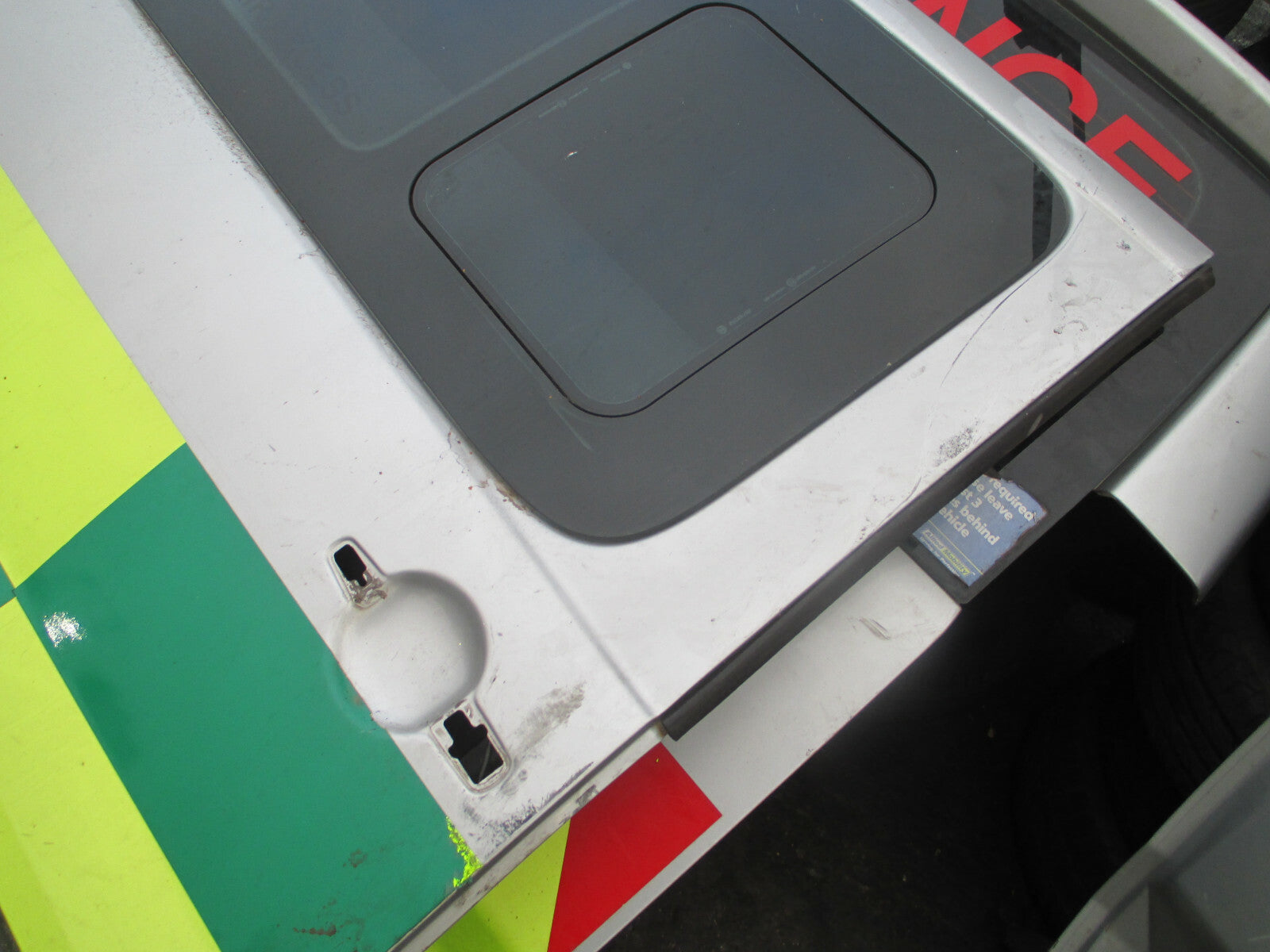 PEUGEOT EXPERT MK2 2007-16 OS DRIVER SIDE SLIDING DOOR SILVER