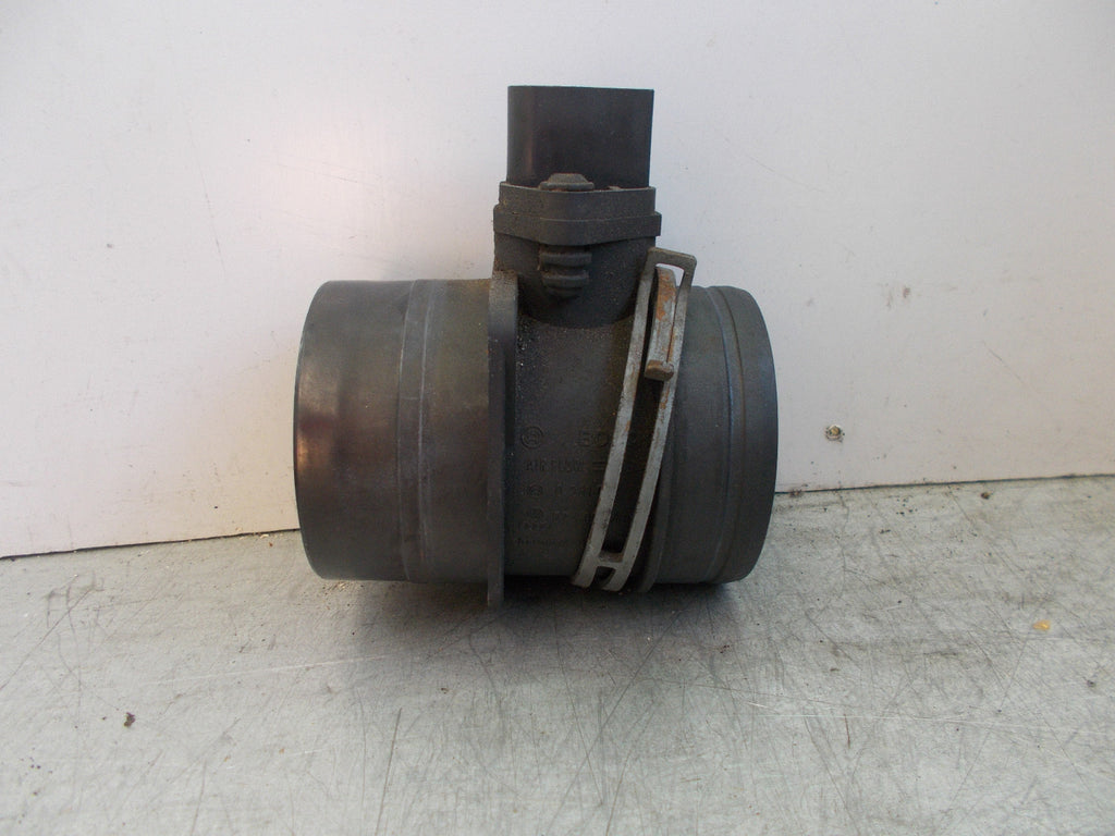 VOLKSWAGEN AUDI SEAT MASS AIR FLOW SENSOR MAF 074906461B