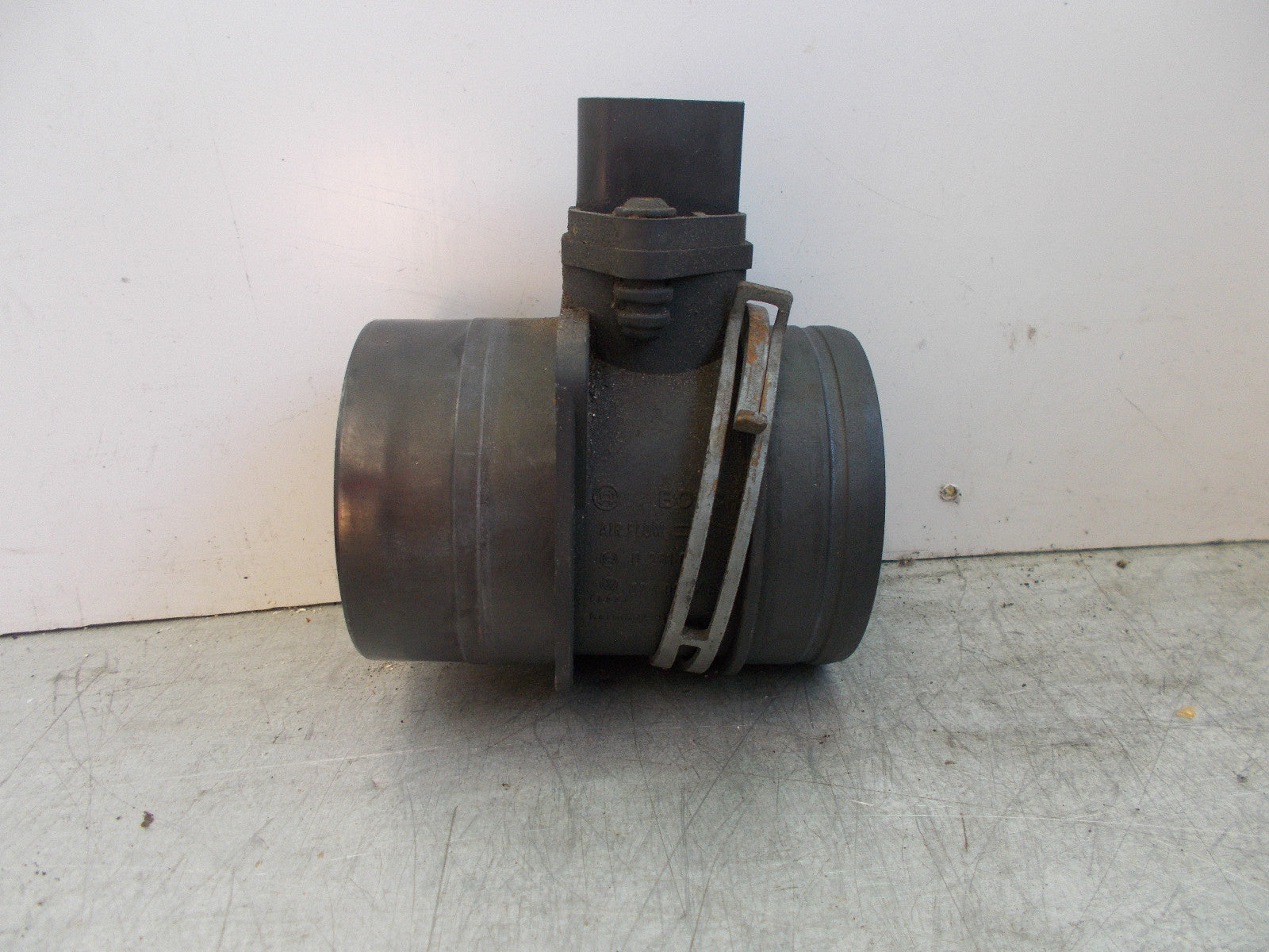 VOLKSWAGEN AUDI SEAT MASS AIR FLOW SENSOR MAF 074906461B
