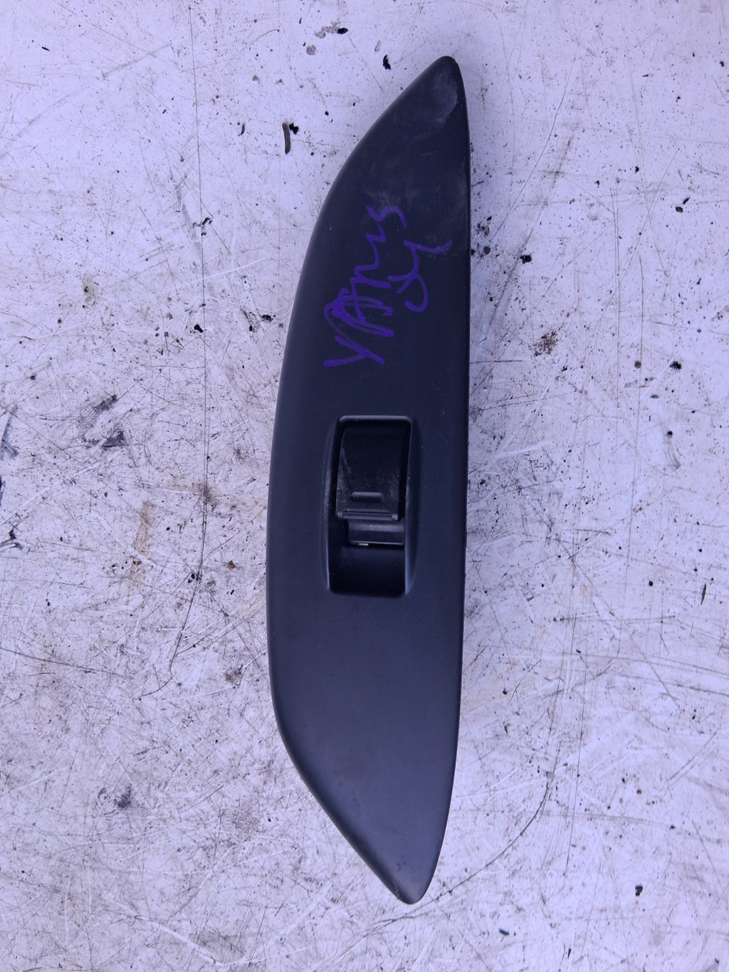 2004 TOYOTA YARIS MK1 NSF PASSENGER SIDE FRONT LEFT WINDOW CONTROL SWITCH
