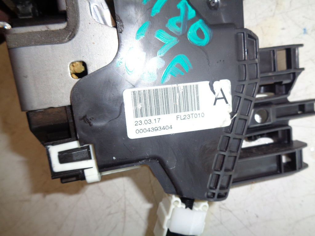 MERCEDES BENZ A180 A CLASS 2017 W176 NSF PASSENGER FRONT DOOR LOCK A2040085899