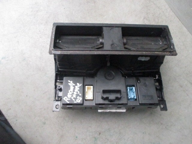 2009 RENAULT MEGANE MK2 1.9 DIESEL HEATER CLIMATE CONTROL & AIR VENT 8200344840